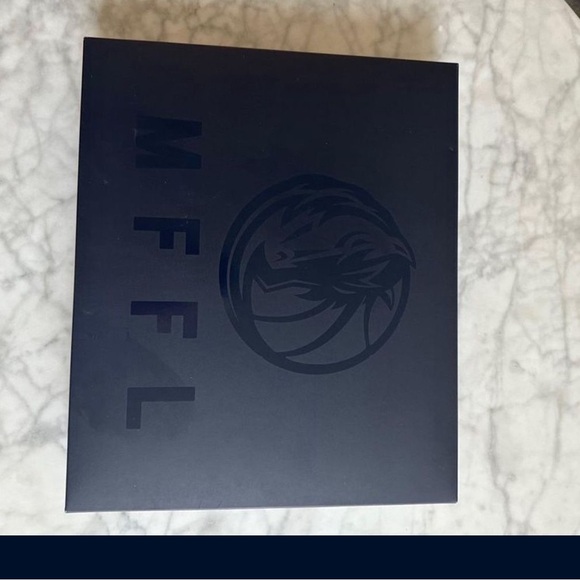 Dirk Nowitzki Holographic Picture career point
No. 28,597 - Picture 9 of 9